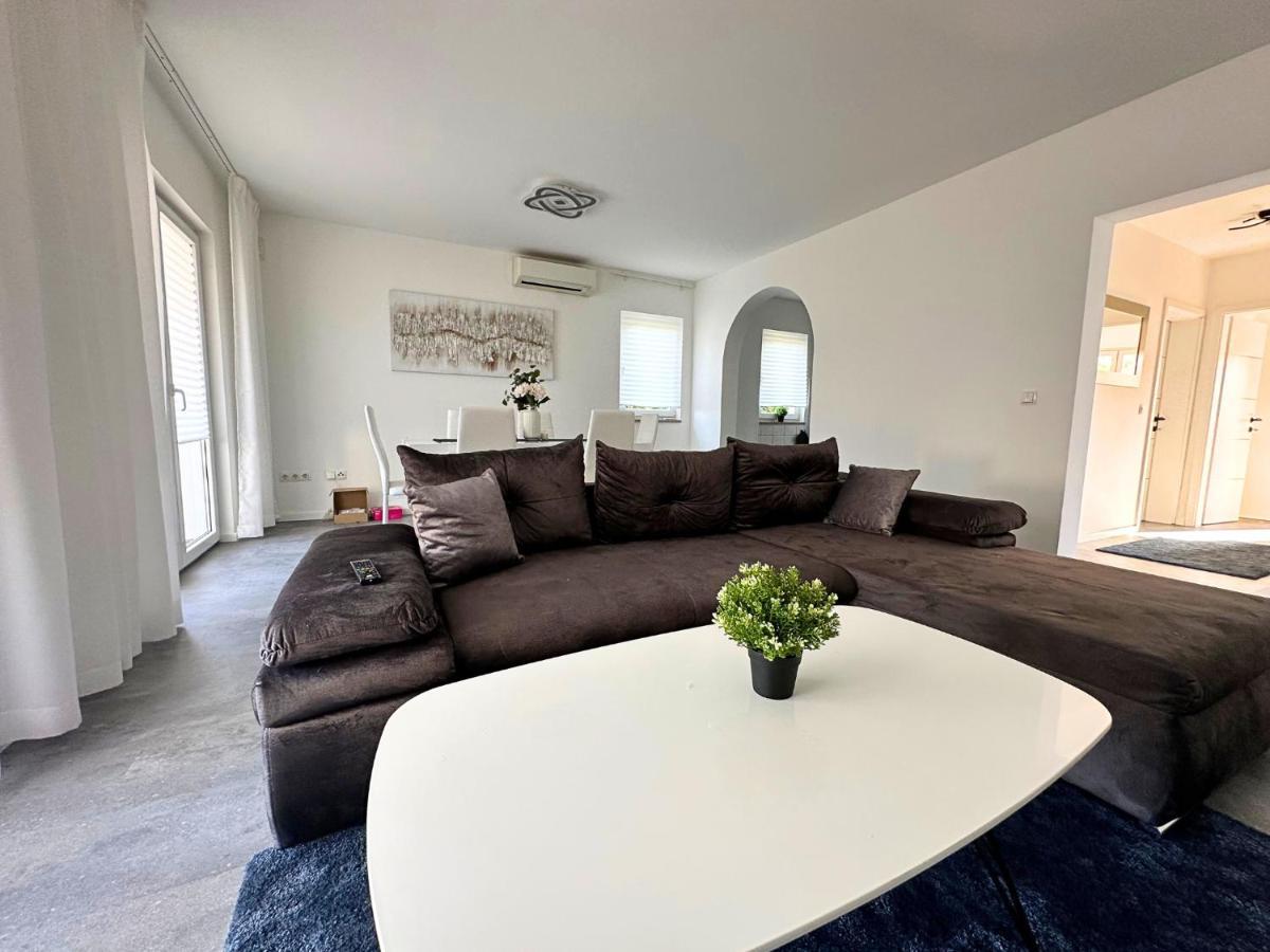 Apartmani Adriana Lakmartin Kültér fotó